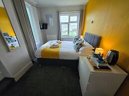 Beach Hotel Torbay