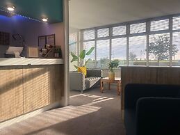 Beach Hotel Torbay
