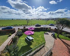 Beach Hotel Torbay