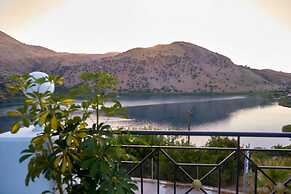 Gorgeous Lake Kournas Villa Brand New Private Pool