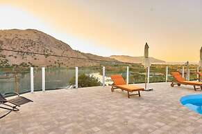 Gorgeous Lake Kournas Villa Brand New Private Pool