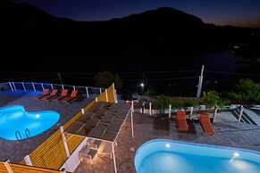 Gorgeous Lake Kournas Villa Brand New Private Pool