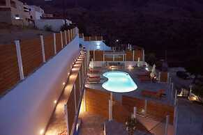 Gorgeous Lake Kournas Villa Brand New Private Pool