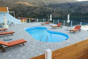 Stunning Lake Kournas Retreat 2 New Private Pool