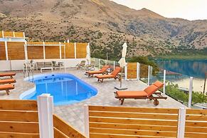 Stunning Lake Kournas Retreat 2 New Private Pool
