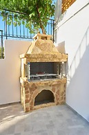 Stunning Lake Kournas Retreat 2 New Private Pool