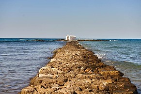 Stunning Lake Kournas Retreat 2 New Private Pool