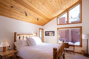 Creekside At Northstar 4 Bedroom Home by RedAwning