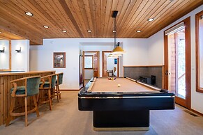 Creekside At Northstar 4 Bedroom Home by RedAwning