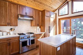 Creekside At Northstar 4 Bedroom Home by RedAwning