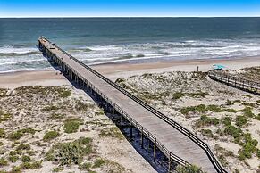 Fully Remodeled Condo with Atlantic Ocean View and Access to Private F