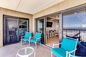 Fully Remodeled Condo with Atlantic Ocean View and Access to Private F