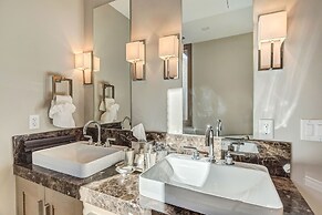 Gorgeous Five Bedroom Penthouse in the Heart of Park City 5 Apartment 