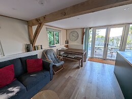 Roman Lodge