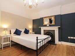 Vallis Oak Villa