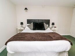 Triangle Inn Coachouse