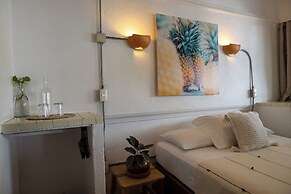 Sayulita Central Hotel