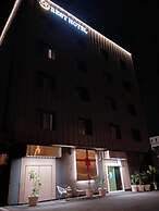 Rest Hotel