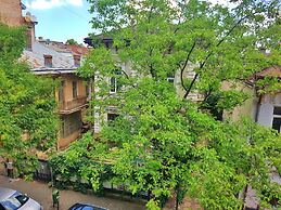 Spacious Apartment In The Centre Of The Capital