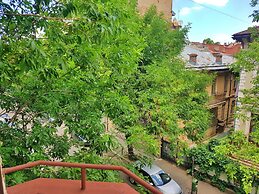 Spacious Apartment In The Centre Of The Capital