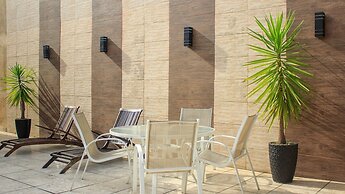 Piscina Aquecida, Ar Condicionado, Área Gourmet, Bilhar