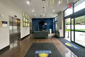 Days Inn by Wyndham Brooklyn / Eastern Parkway