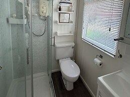 8 Bowling Green Chalets