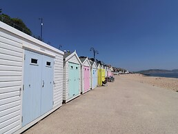 3 Dolphin Cottages