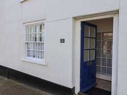 3 Dolphin Cottages