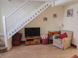 3 Dolphin Cottages