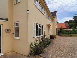 The Orchard Country House