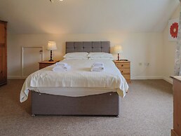The Orchard Country House