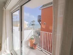 1 Bay View Court