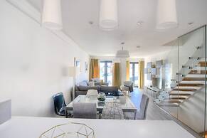 3 Grove Mews