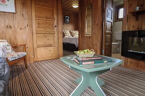 10 Pinewood Retreat
