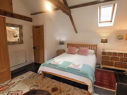 Coombe Street Cottage