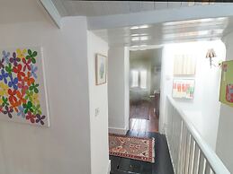 Coombe Street Cottage