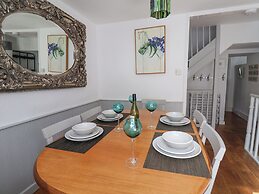 Coombe Street Cottage