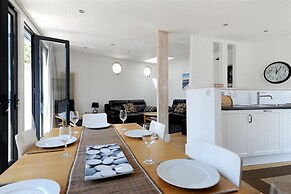 No. 2, 26 Broad Street