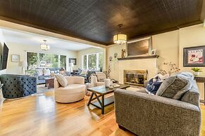 LUXURIOUS 5,500 sqft Home: 5 Br/5 Ba | PRIVATE Pool & Hot Tub | STEPS 