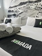 Nomada Beach Hostel - Adult Only
