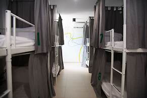 Nomada Beach Hostel - Adult Only