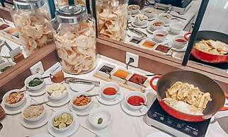 FOX Lite Hotel Grogol Jakarta