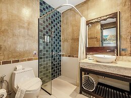 Coco Paradiso Phuket Hotel