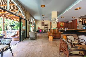 Coco Paradiso Phuket Hotel