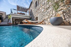 Stunning Villa on Island Krk Near Sandy Beach