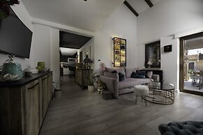 Stunning Villa on Island Krk Near Sandy Beach