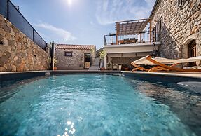 Stunning Villa on Island Krk Near Sandy Beach