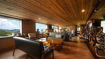 Pocheon Bearhill Pension