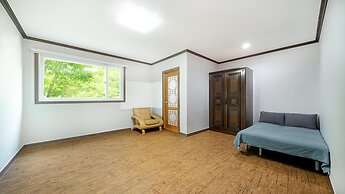 Pocheon Bearhill Pension